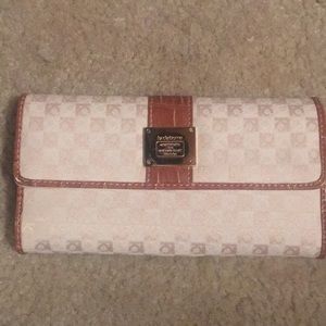 Liz Claiborne Wallet